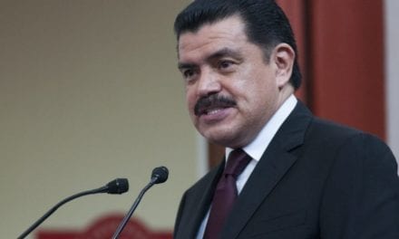 Exgobernador de Hidalgo premió con contratos millonarios al operador financiero de su campaña