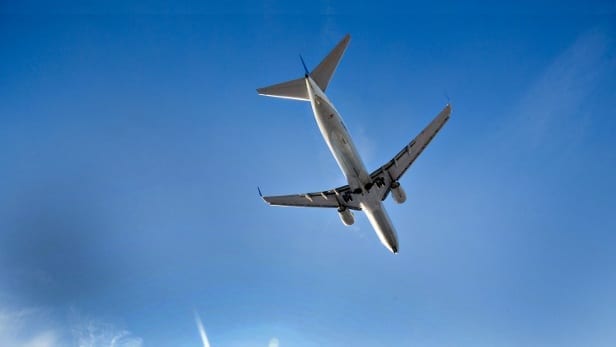 Avión militar ruso se accidenta; se reportan 32 heridos
