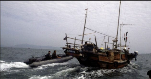 Colombia detiene barco de Costa Rica en pesca ilegal