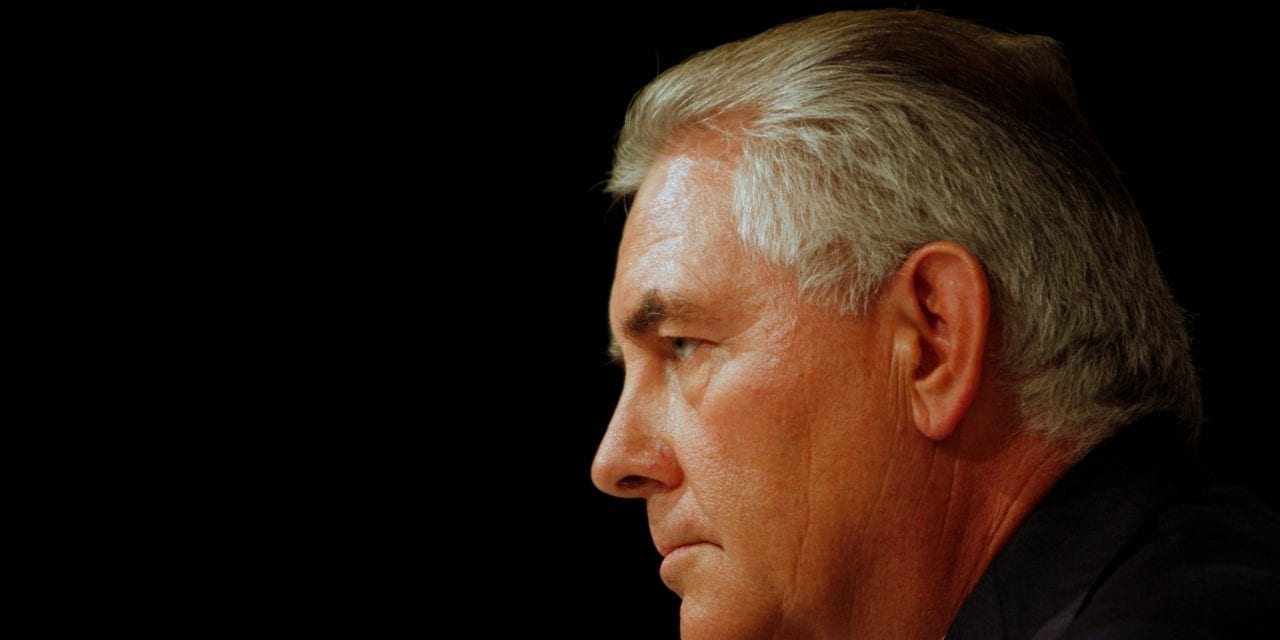 Tillerson explicará por qué Trump quiere acercarse a Rusia