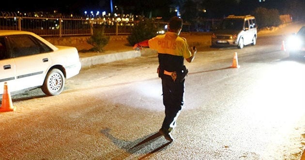 Explosión golpea a ciudad turca de Izmir