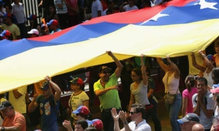 Oposición venezolana convoca a marcha; exigen elecciones