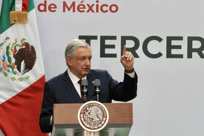 Con apoyo económico a comunidades se fortalece la vida familiar AMLO