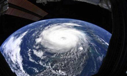 Debilitado huracán Dorian toca tierra en Carolina del Norte