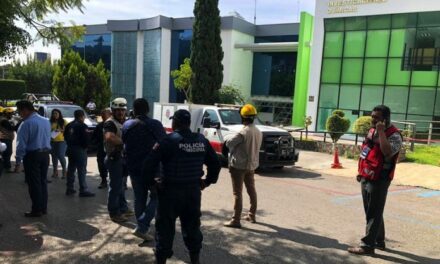 Reportan movilización en la UAEM por amenaza de bomba