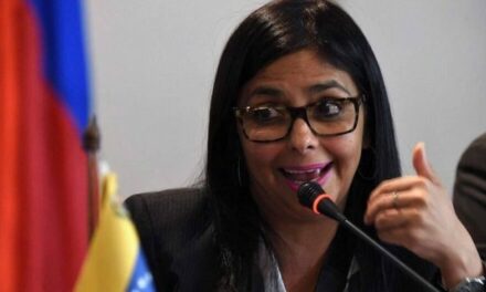 Venezuela acusa a EUA de preparar agresión en su contra