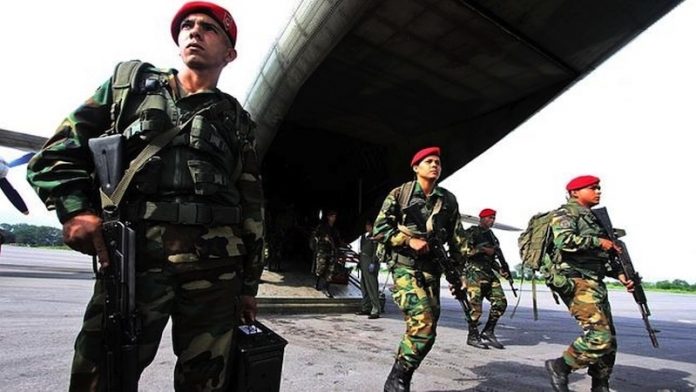 Venezuela inicia militarización en frontera con Colombia