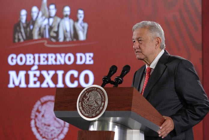 AMLO escuchará a indígenas para fortalecer política en la materia