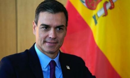 Pedro Sánchez pide lo dejen gobernar si gana comicios