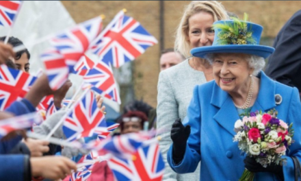 Reina Isabel II insiste en concreción del Brexit el 31 de octubre
