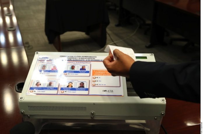 Voto electrónico en el extranjero podría ser una realidad en 2021
