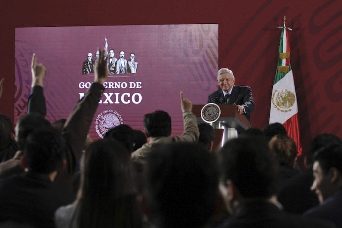 El pueblo tiene más recursos que antes, afirma López Obrador