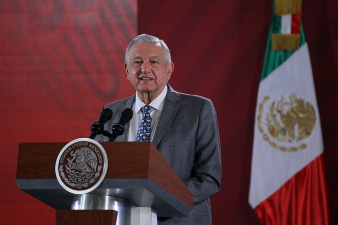 Gobierno comprometido a evitar fraudes en sindicatos López Obrador