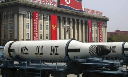 Corea del Norte advierte a Japón con lanzamiento de un misil balístico