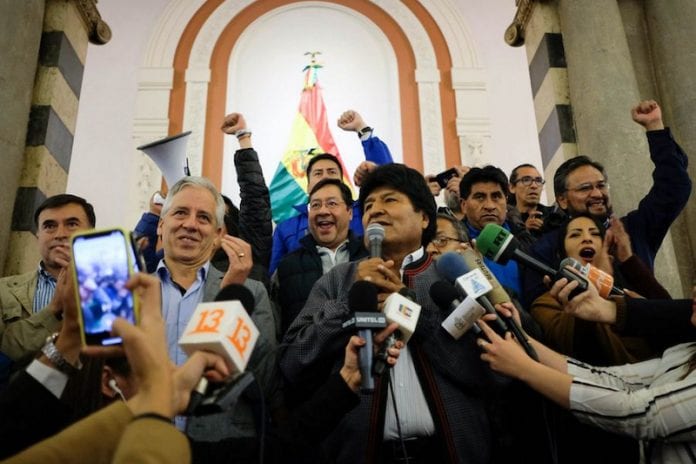 Helicóptero de Evo Morales sufre percance