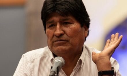 Exhiben «lujosa» casa de Evo Morales