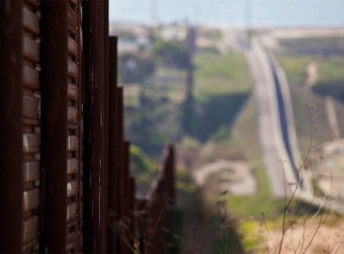 Grupo privado construirá muro en frontera EUA-México