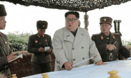 Líder norcoreano inspecciona unidad militar