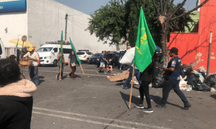 Desbloquean campesinos San Lázaro