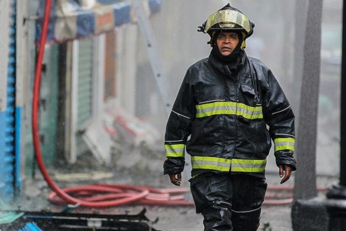 Totalmente sofocado incendio en Centro Histórico tras casi 30 horas