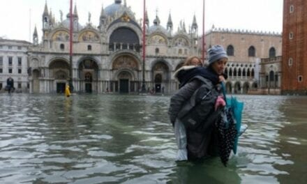 Venecia en alerta, marea podría subir hasta 1.60 metros el domingo