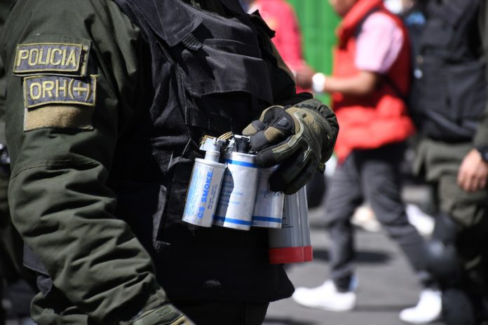 Ejército boliviano niega usar armas letales en manifestaciones