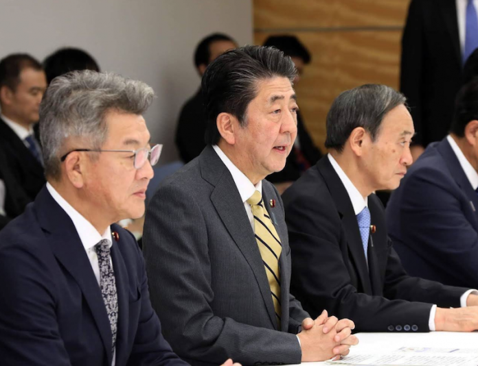Posponen visita de primer ministro de Japón a la India por protestas