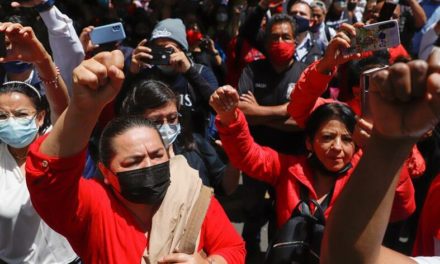 El sindicato de Telmex inicia una huelga nacional en México