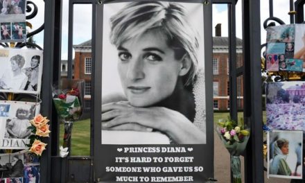 La muerte de Diana hace 25 años sumió a los británicos en un duelo colectivo
