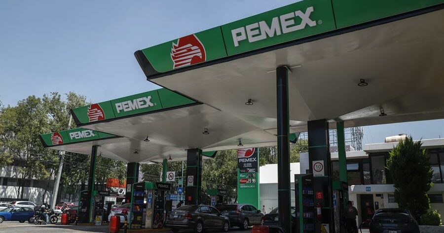 Gobierno de México reduce el subsidio fiscal de todas las gasolinas