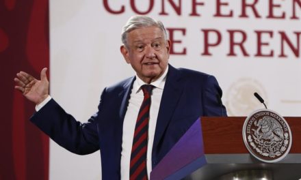 AMLO dice que Kerry visitará México para hablar de energía y litio
