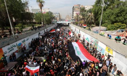 Miles de manifestantes en Bagdad por el tercer aniversario de las protestas