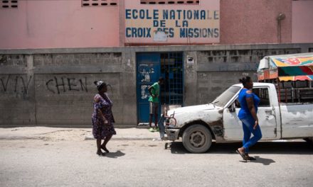 Las escuelas haitianas permanecen cerradas en el inicio oficial del curso escolar