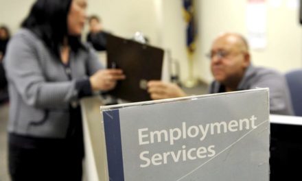 Bajan a 214.000 los pedidos semanales del subsidio por desempleo