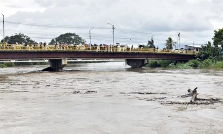 Extienden las alertas roja y amarilla en todo Honduras por las lluvias de Julia