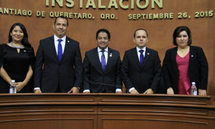 Roberto Cabrera preside mesa directiva del Congreso de Querétaro