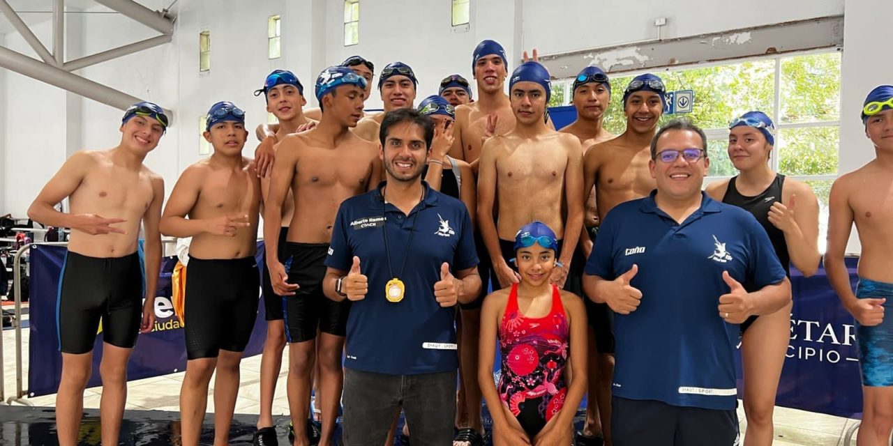 Marlins cerró 2022 con torneo de natación en San Juan del Río
