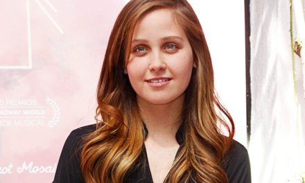 Natasha Dupeyrón celebra cumpleaños 24 a la espera del estreno de…
