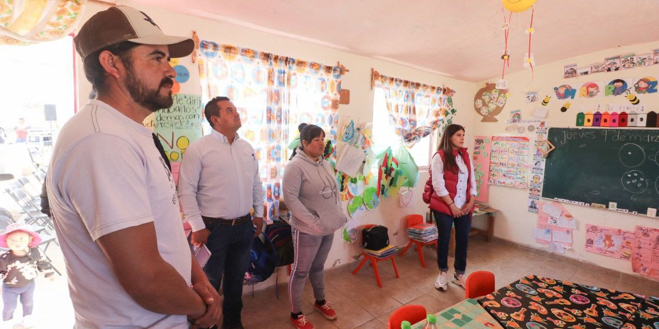 Apoya DIF municipal a jardín de niños en Perales, San Juan del Rí…