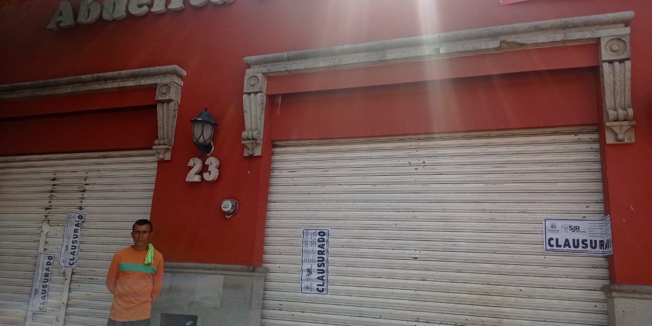 Clausuran Abuelita’s Pizza en San Juan del Río