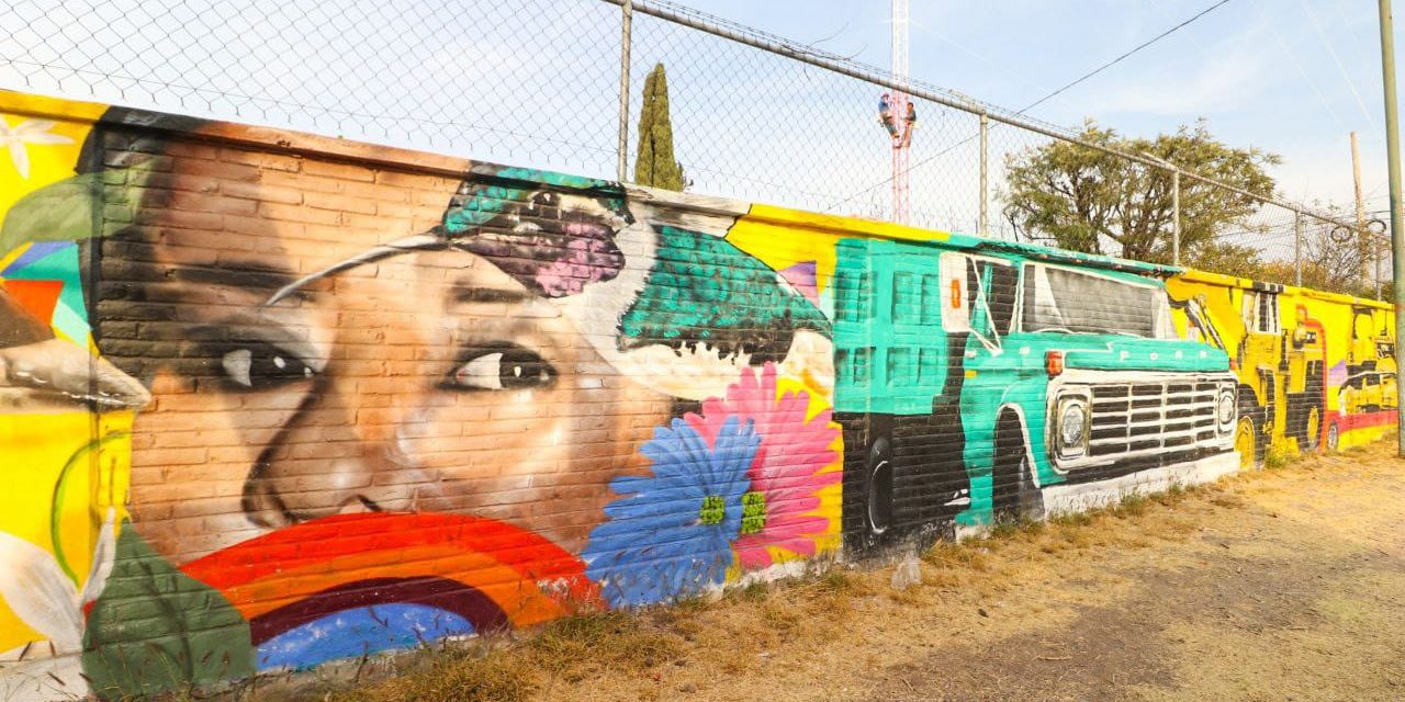Jóvenes convocados a diseño de murales en San Juan del Río