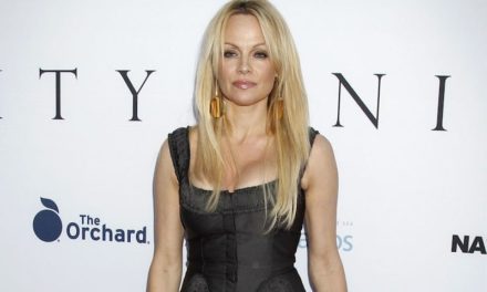 Playboy le salvó la vida a Pamela Anderson