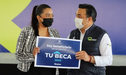 Solicitan beca 7 mil 700 jóvenes de Querétaro capital