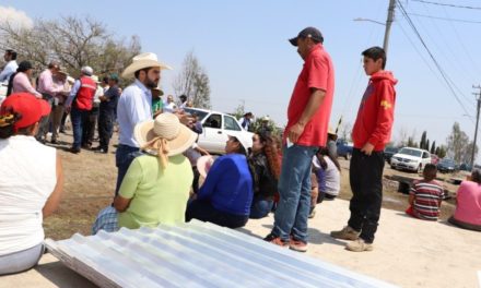 SEDESOQ asiste a localidades afectadas por granizada en Amealco y…