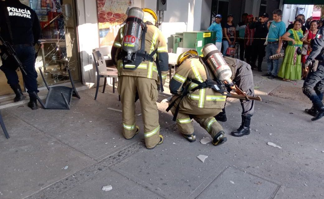 Atentan con explosivo a pizzería en Oaxaca, hay dos heridos