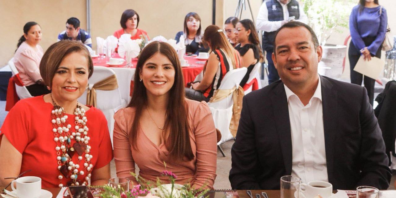 Alcalde de San Juan del Río destaca impacto de fundación ‘Chabely…