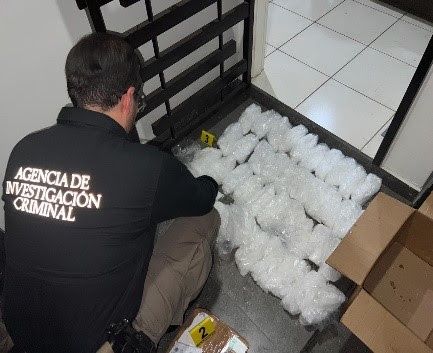 Encuentran en Culiacán más de 34 kilos de metanfetaminas en una v…