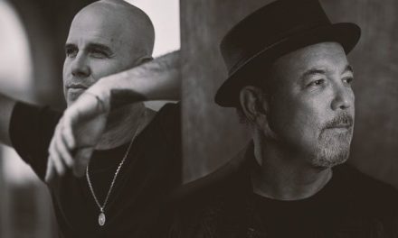 Gian Marco y Rubén Blades fusionan voces y estilos en «Aún me sig…