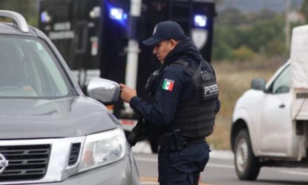 Acusan a Policías Estatales de abusos a migrantes en San Juan del…