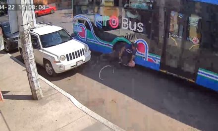 Ciclista arrollado por transporte Qrobus en Querétaro